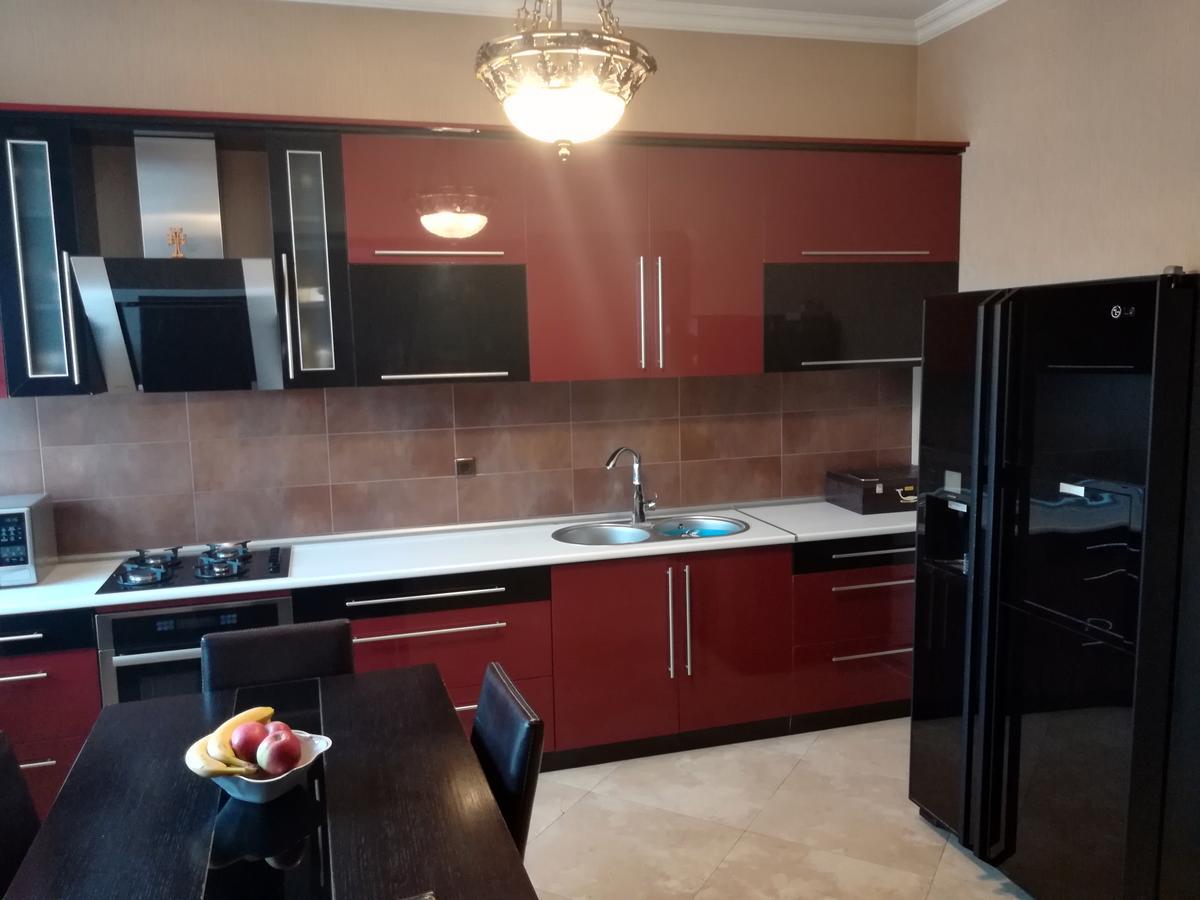 Leon Hotell Tbilisi Exteriör bild