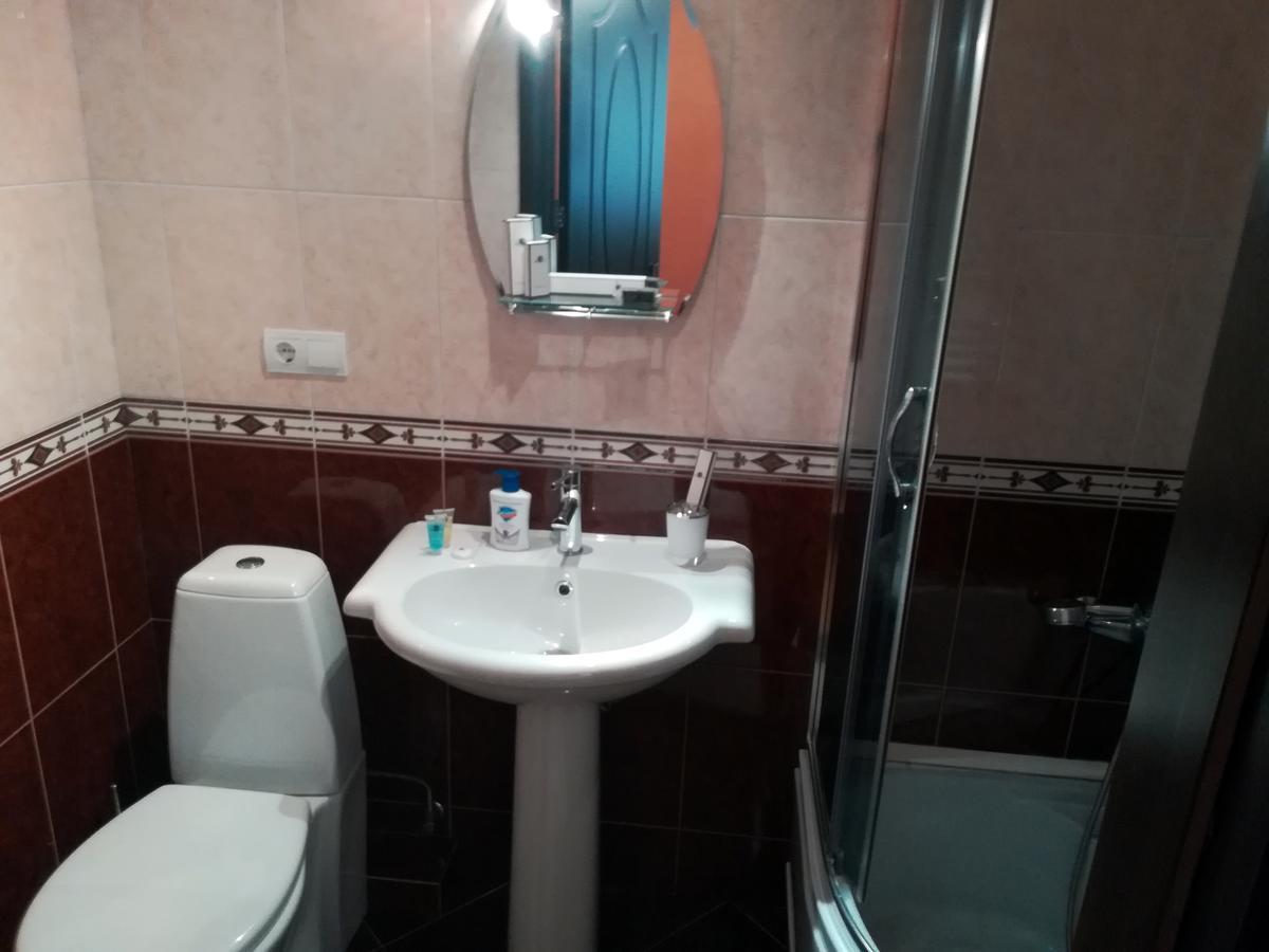 Leon Hotell Tbilisi Exteriör bild